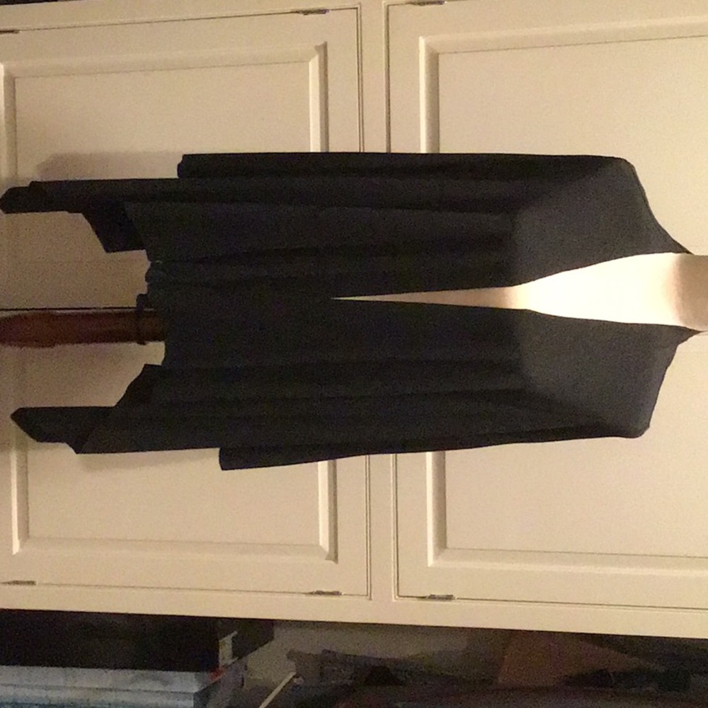 CHARCOAL GRAY LONG, SWEATER/JACKET
